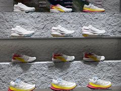 -SALOMON萨洛蒙(北京王府中环店)