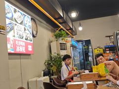 -陈员外正宗夹江烧烤(广福路店)