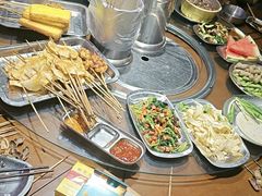 -马路牙子烧烤音乐酒馆(望京店)