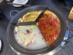 -渝里重庆火锅(航天城店)