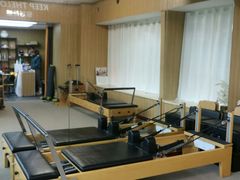 -简·无界健身工作室·运动康复·体态(石厦店)