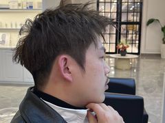 -银泰百货(舟山临城店)