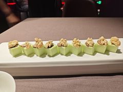 -肆月河豚·新淮扬菜·烤鸭(中关村店)