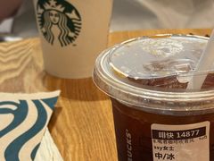 -星巴克(虹口龙之梦办公楼店)
