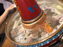 -毛辣果·贵州红酸汤牛肉火锅(西单店)