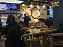 大堂-京穆兰兰州牛肉面·清真(西客站店)