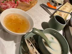 银耳汤-鲜潭蒸汽石锅鱼(五道口购物中心店)