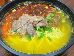 酱香牛肉米线-一品飘香米线(一中总店)