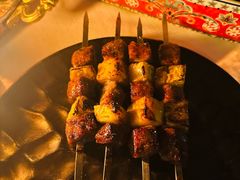 雪花牛肉烤凤梨-龟兹KUCINA·新疆菜(前滩L+PLAZA店)