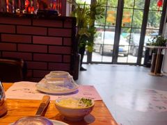 -山河屯铁锅炖·非遗东北菜(西乡店)