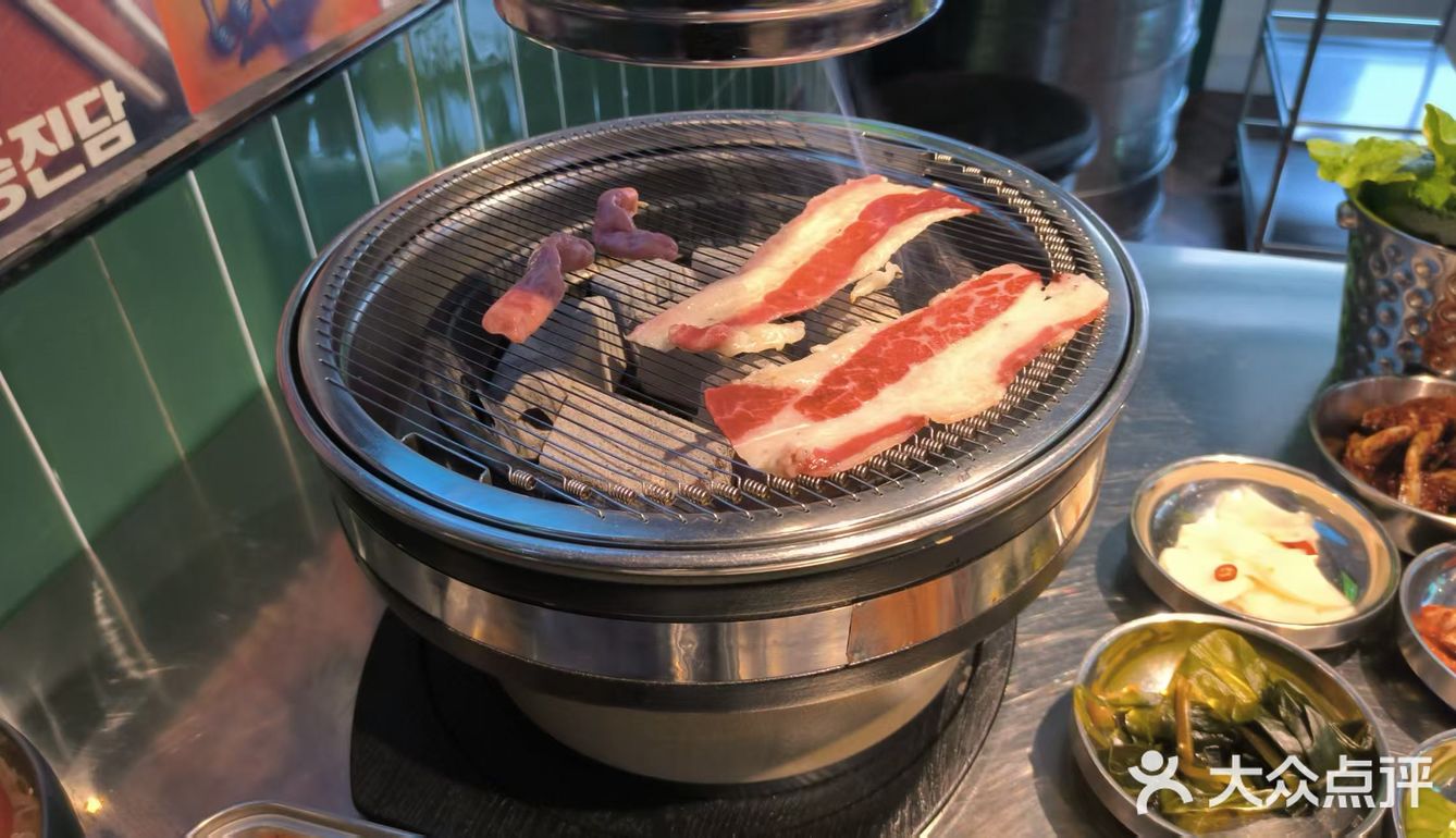 他家的酱蟹是免费的，还能无限续，喜欢的人可以吃爽