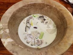 -滇香肴·云南菜蒸汽石锅鱼(云南北路店)