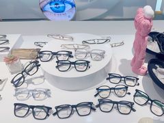 -浮光眼镜·蔡司视觉合作·数字验配中心(陆家嘴店)