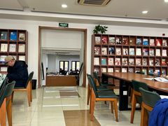 -上海市静安区图书馆(新闸路馆)