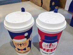 -瑞幸咖啡(东方广场中庭店)