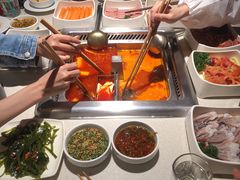 -海底捞火锅鲜切牛肉主题店(长寿路店)