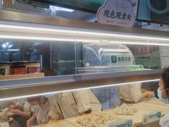 面包甜点陈列柜-袁记云饺(西安路店)