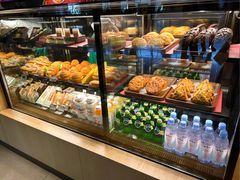 -星巴克(浦东机场T2到达店)