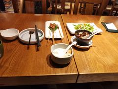 -云海肴·汽锅鸡·云南菜(天山百盛优客店)