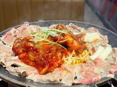 牛魔王大战八爪鱼-双门洞·森系料理(体育西店)