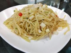 -瑞丰园庭院餐厅·白族传统家常菜