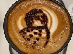 -潮一不贰·法式甜品·生日蛋糕·西式简餐(外滩店)