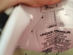 -UNDER ARMOUR(新燕莎奥莱店)