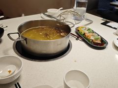 -煲王粤菜餐厅(中侨中心店)