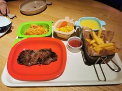 -菲滋意式餐厅(加州阳光二店)