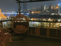 -冰冰龙虾·江湖菜·花园江景餐厅