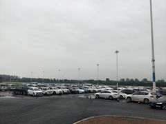 乐园停车场-南京银杏湖乐园