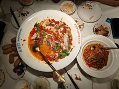 -坛宗剁椒鱼头(河西王府井店)