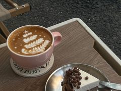 -SAFARI COFFEE