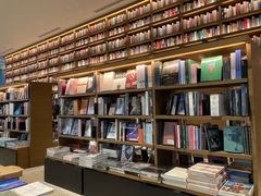 -茑屋书店(天目里店)
