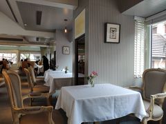 靠窗位-蝶舍·MAISON PAPILLON