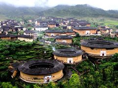 -初溪土楼群