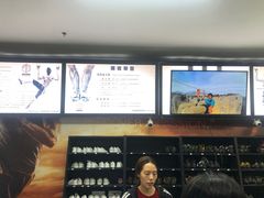 -魔岩攀登(南京东路店)