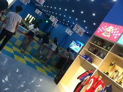 -蓝精灵乐园·世茂精灵之城主题乐园