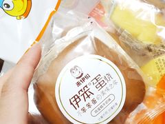 -来伊份(我格广场武宁路店)