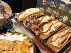 -芸山季·云南山珍菌火锅(人民广场来福士店)