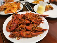 -荣誉国际酒店-云顶旋转餐厅