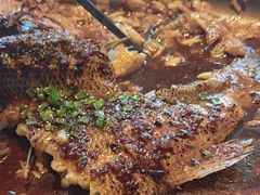 -八府香鸭·啫啫煲(华山路店)