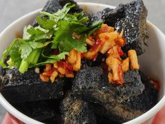 -黑色经典臭豆腐·湖南特产(步行街店)