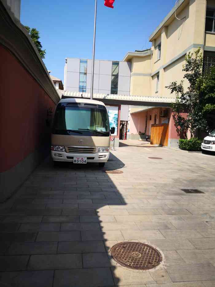 平安里游泳馆-"价格合理.环境也干净.就是过滤水的方式还.