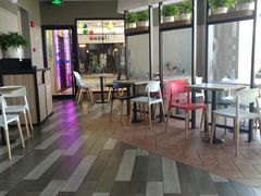 大堂-肯德基(丽莎广场店)