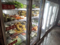 自助取餐区-范贤光鸡公煲(平乐园总店)