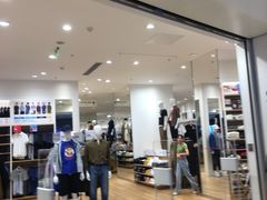 -优衣库(广州番禺万达广场店)