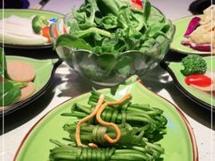 -一叶一世界·素食餐厅(锦华万达店)