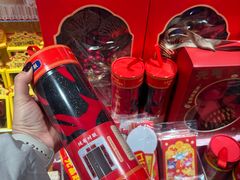 -名创优品(北京新中关购物中心地铁层店)