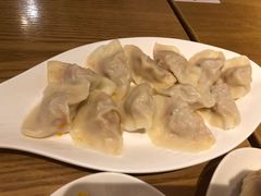 蟹黄水饺【秋季限定】-船歌鱼水饺(华联万柳店)
